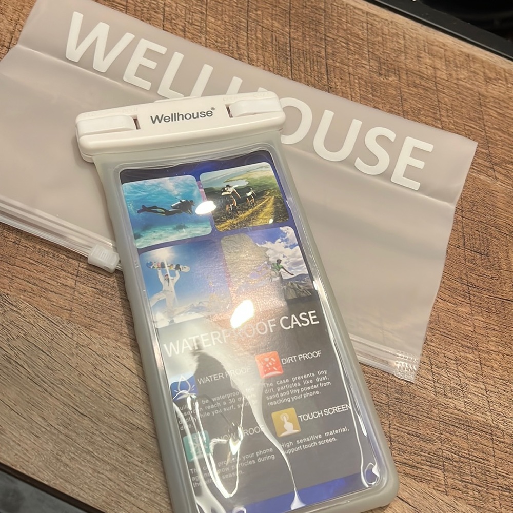 WaterProof Pouch for12/13/14 Pro Max!
